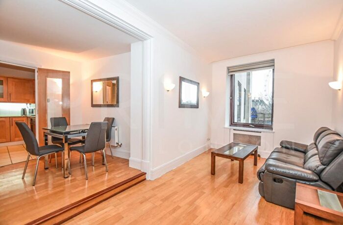 2 Bedroom Flat To Rent In Whitehouse Apartments, Belvedere Road, South Bank, SE1