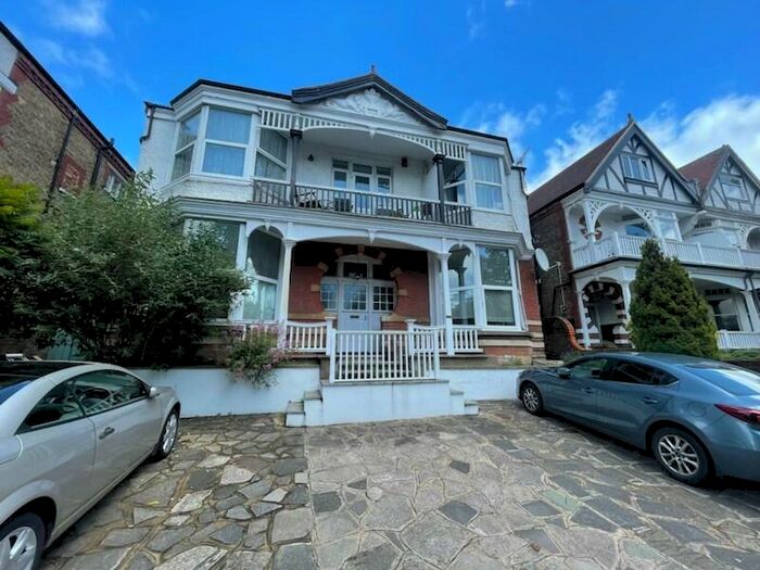 2 Bedroom Flat To Rent In Park Road, Ramsgate, CT11