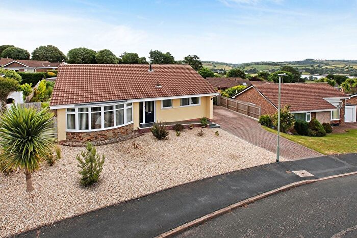 3 Bedroom Detached Bungalow For Sale In Grange Park, Bishopsteignton, TQ14