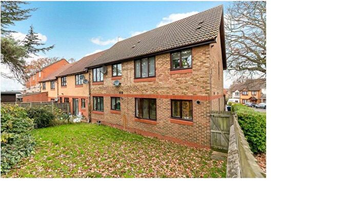 1 Bedroom Maisonette For Sale In Franklin Way, Croydon, CR0