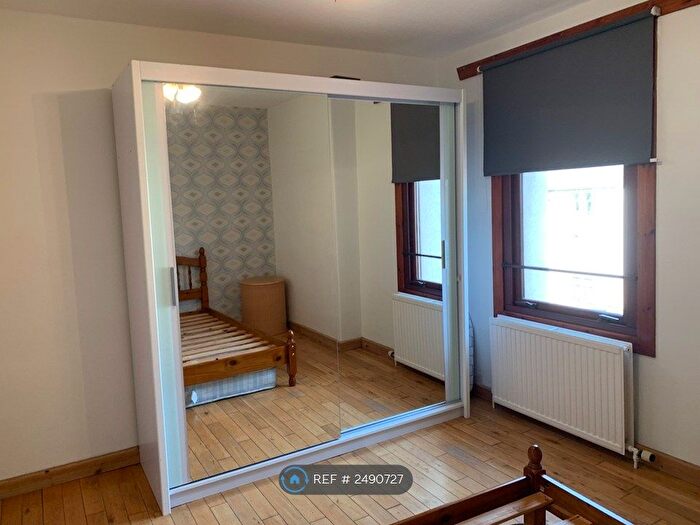 2 Bedroom Flat To Rent In Canning Street, Dundee, DD3