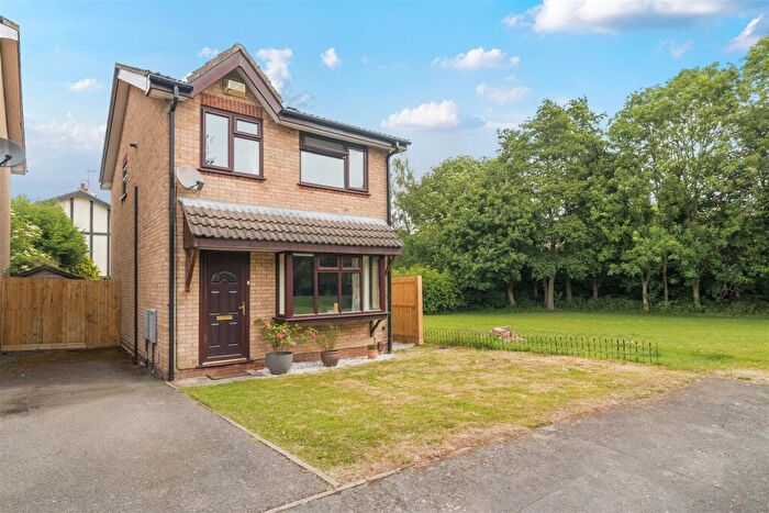 3 Bedroom Detached House For Sale In Elm Avenue, Ashby-De-La-Zouch., LE65