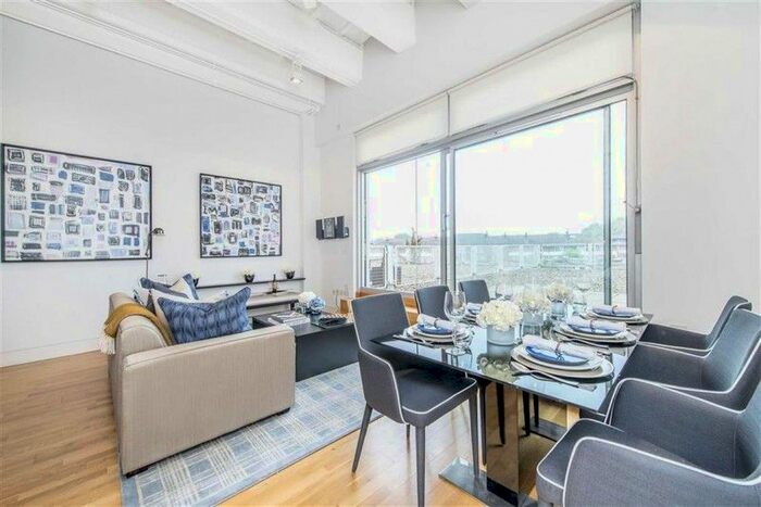 3 Bedroom Flat To Rent In The Piper Building, Peterborough Road, Fulham, London, SW6