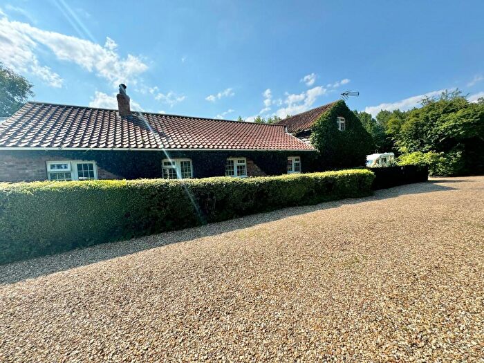 3 Bedroom Detached House For Sale In Wood Farm, East Fenside, Stickney, Lincolnshire, PE22