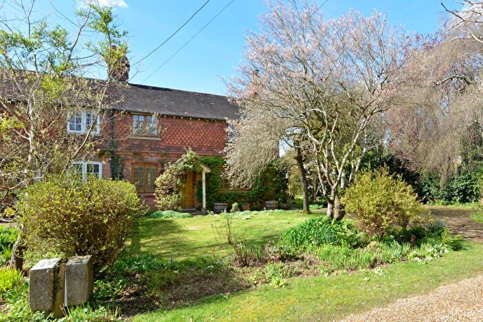 3 Bedroom Semi Detached House For Sale In The Common, Cranleigh, GU6