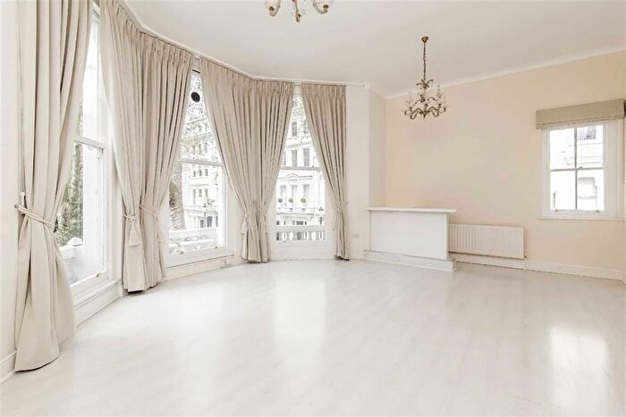 1 Bedroom Flat To Rent In Cornwall Gardens, South Kensington, SW7