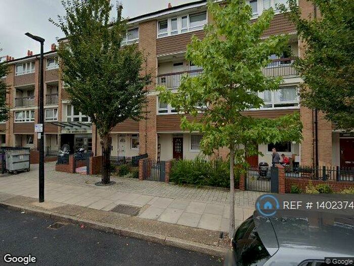 3 Bedroom Maisonette To Rent In Brownfield Street, London, E14
