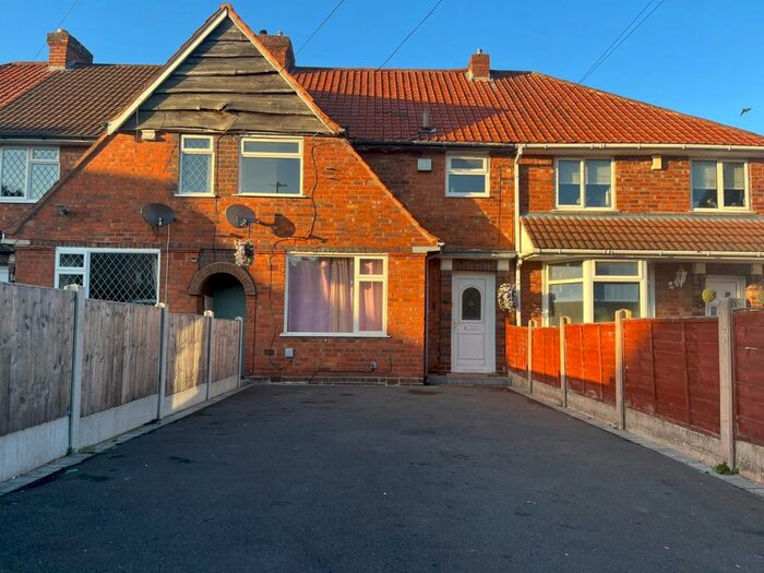 3 Bedroom House To Rent In Overton Road, Acocks Green, B27