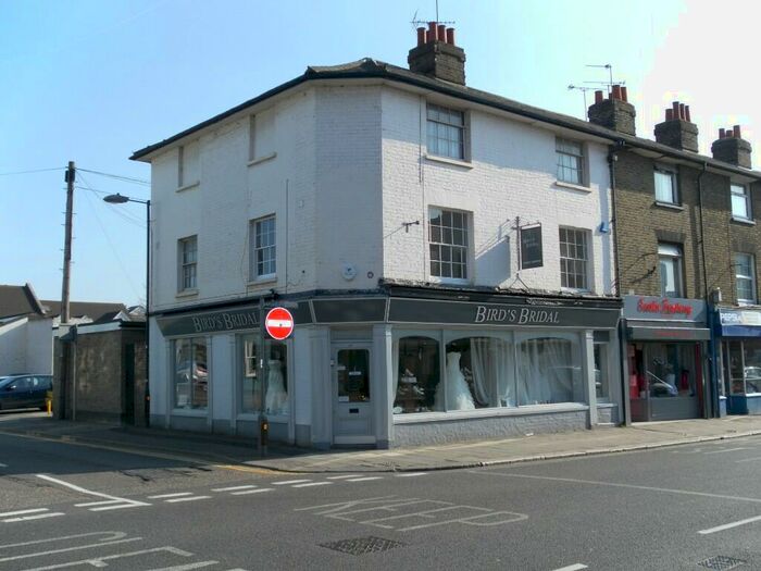 1 Bedroom Apartment To Rent In Broomfield Road, Chelmsford, Essex, CM1