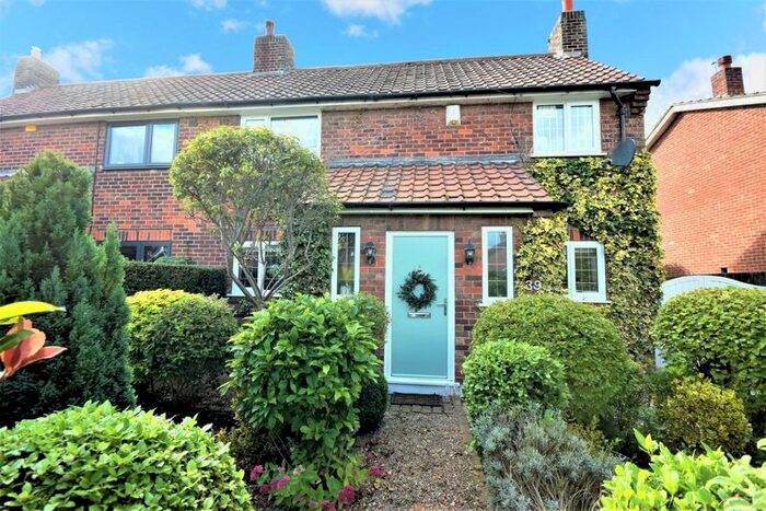 3 Bedroom Semi-Detached House For Sale In Croft Lea, Cridling Stubbs, Knottingley WF11