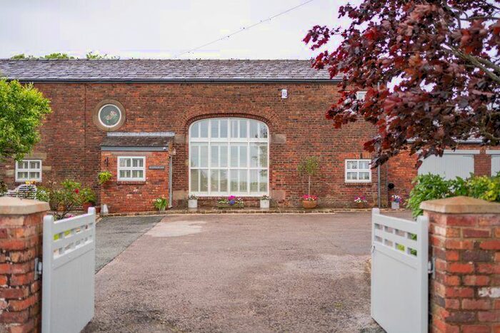 4 Bedroom Detached House For Sale In Halsall Lane, Halsall, L39