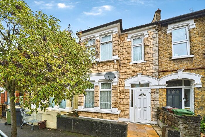 3 Bedroom Terraced House For Sale In Moyers Road, London, E10