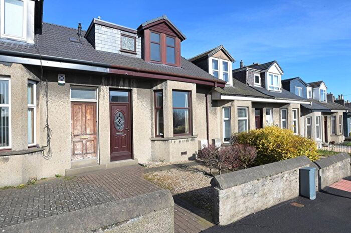 2 Bedroom Terraced House For Sale In Broad Street, Cowdenbeath, KY4