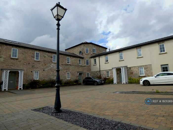 2 Bedroom Flat To Rent In Ffordd Brenig, St. Asaph, LL17