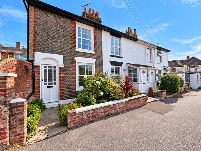2 Bedroom House To Rent In The Avenue, Gosport, PO12