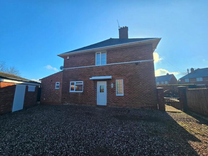 3 Bedroom House To Rent In Wedgewood Road, Quinton, Birmingham, B32