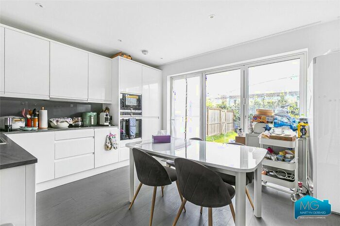 3 Bedroom Apartment To Rent In Lismore Boulevard, Colindale, London, NW9