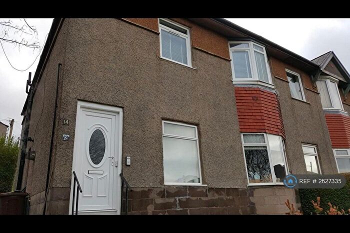 3 Bedroom Flat To Rent In Gifford Drive, Glasgow, G52