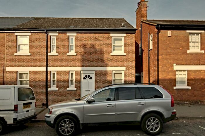 4 Bedroom Flat To Rent In Hayfield Road, OX2