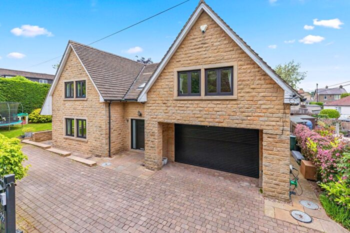 5 Bedroom Detached House For Sale In Warren Lane, Bingley, BD16
