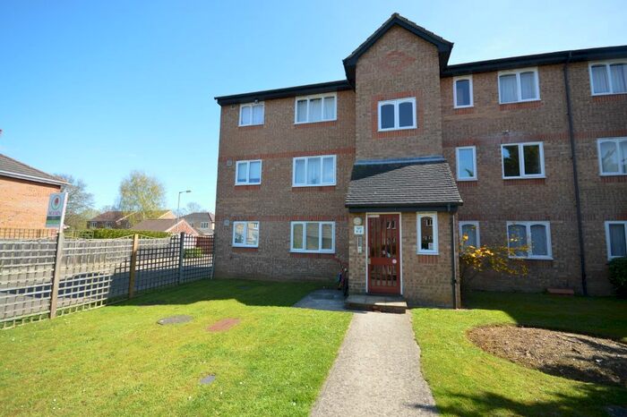 1 Bedroom Flat To Rent In Wedgewood Road, Hitchin, SG4