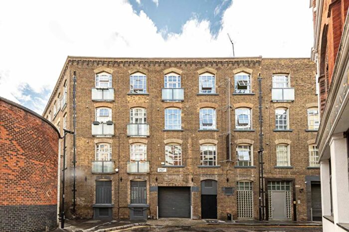 2 Bedroom Flat To Rent In Dingley Place, London, EC1V