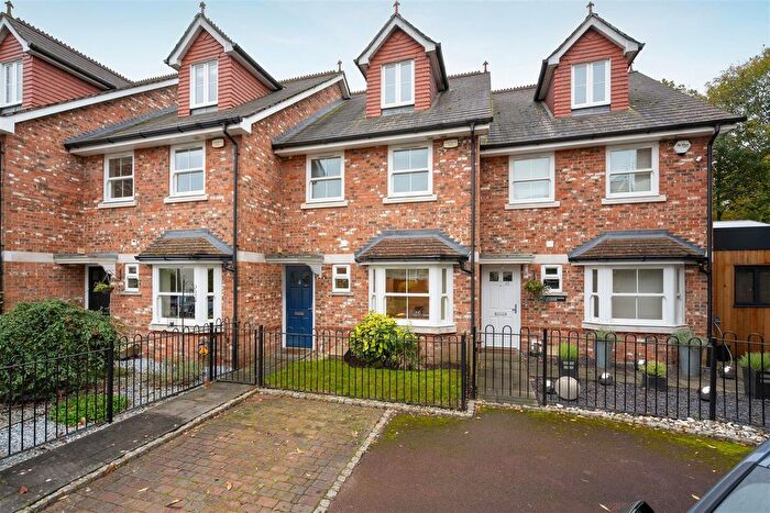 3 Bedroom Terraced House For Sale In Bowden Road, Sunninghill, SL5