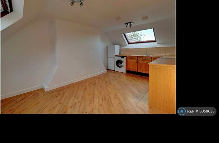 1 Bedroom Flat To Rent In Old Hinckley Road, Nuneaton, CV10