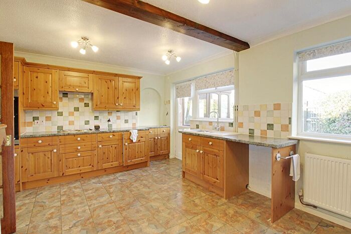 2 Bedroom Bungalow For Sale In West End, Langtoft, PE6