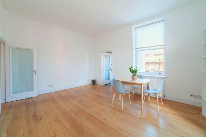2 Bedroom Flat To Rent In Wetherby Gardens, SW5