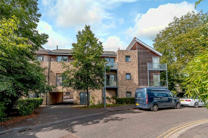 2 Bedroom Apartment To Rent In Lynfield Court, Cambridge, Cambridgeshire, CB4