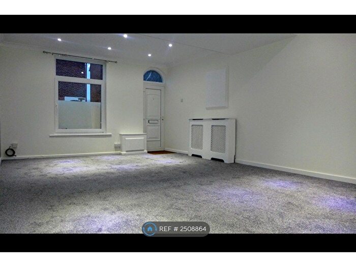 2 Bedroom Semi-Detached House To Rent In Forton Road, Portsmouth, PO1