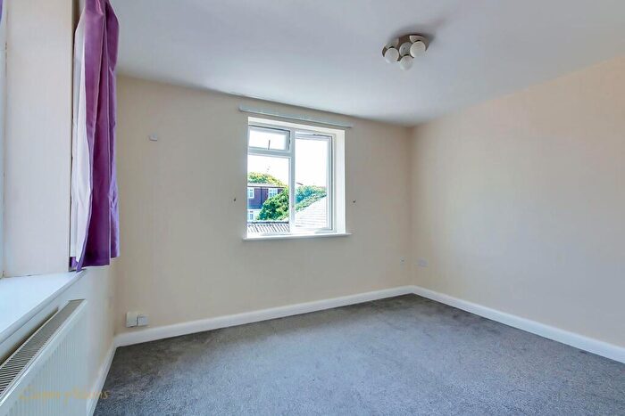 1 Bedroom Flat To Rent In Ham Road, Worthing, BN11