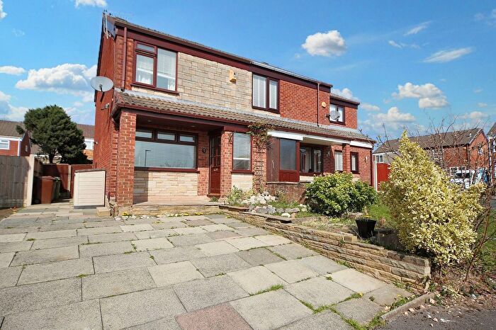 2 Bedroom Semi-Detached House For Sale In Teal Close, Wigan, WN3