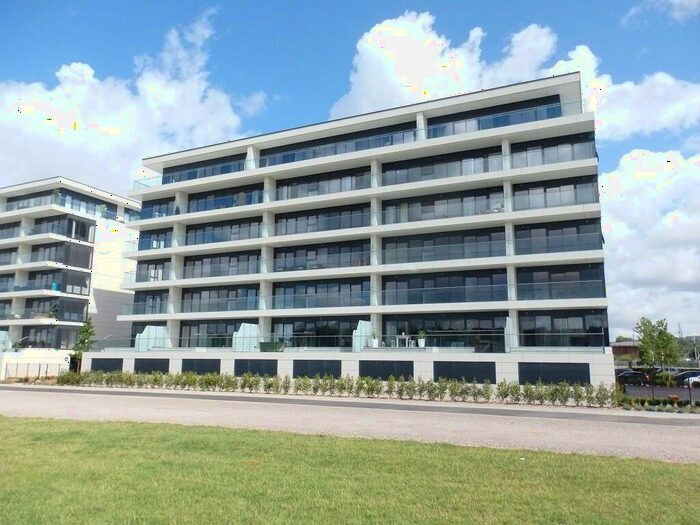 2 Bedroom Apartment To Rent In Kingman Way, Newbury, Berkshire, RG14