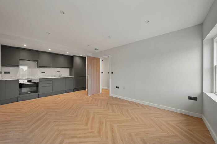2 Bedroom Flat To Rent In Chapel Street, Diss, IP22