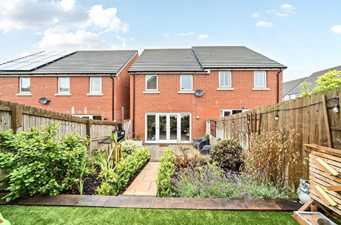 2 Bedroom Semi-Detached House For Sale In Sparrow Close, Hayle, Cornwall, TR27