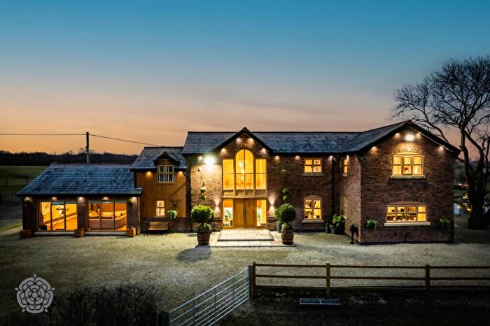 4 Bedroom Detached House For Sale In Jacks Lane, Westhoughton, BL5
