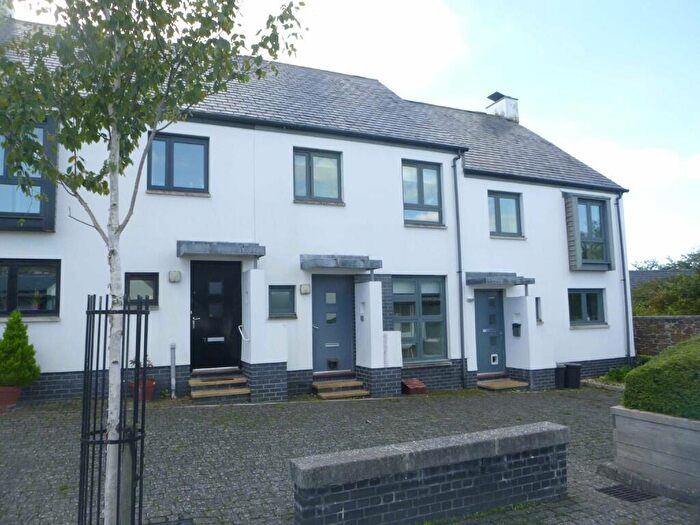 2 Bedroom Terraced House To Rent In Penfound Gardens, Bude, EX23