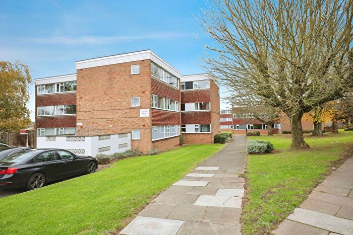2 Bedroom Flat For Sale In Overdale Road, Coventry, West Midlands, CV5