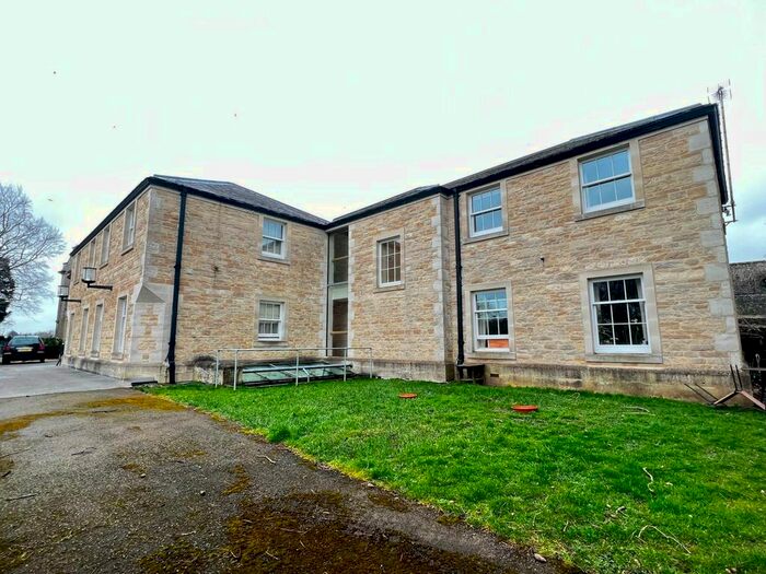1 Bedroom Flat To Rent In Eccles Court, Tetbury, GL8