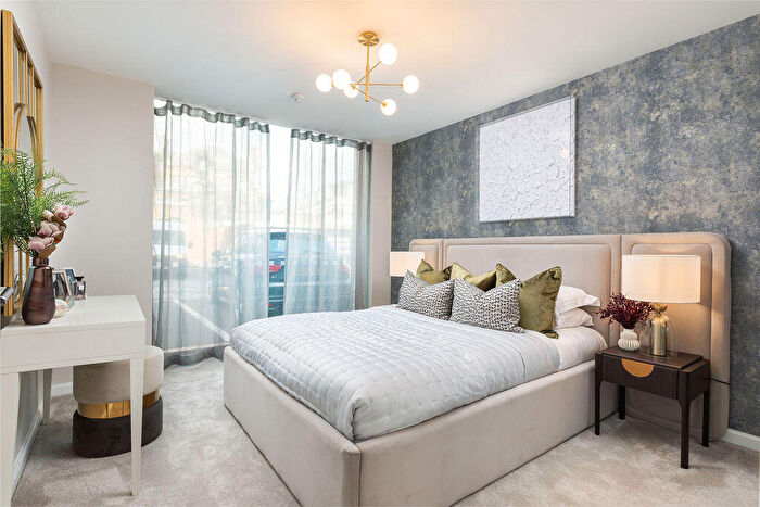 1 Bedroom Apartment For Sale In Liberty Court, Greenhithe, Kent, DA2