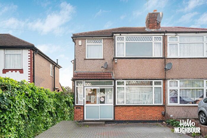 5 Bedroom Semi Detached House To Rent In Taunton Way, Stanmore, HA7