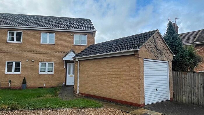 3 Bedroom Semi Detached House For Sale In Atkinson Street, Peterborough, PE1
