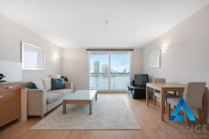 1 Bedroom Flat For Sale In Aurora Building, Blackwall Way, London, E14