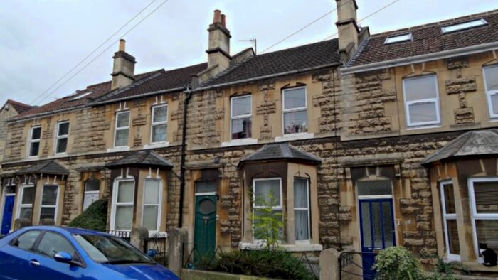 4 Bedroom Terraced House To Rent In Inverness Road, Bath, Somerset, BA2