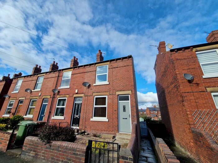 2 Bedroom Terraced House To Rent In Medlock Road, Wakefield, WF4