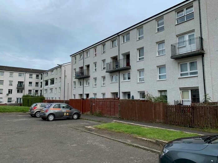 2 Bedroom Flat To Rent In Kintyre Avenue, Linwood, PA3