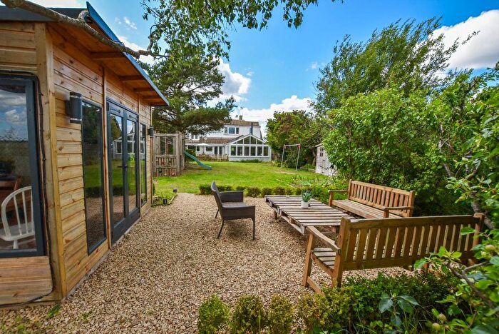 5 Bedroom Detached House For Sale In Hillside Road, Piddington, Northampton, NN7