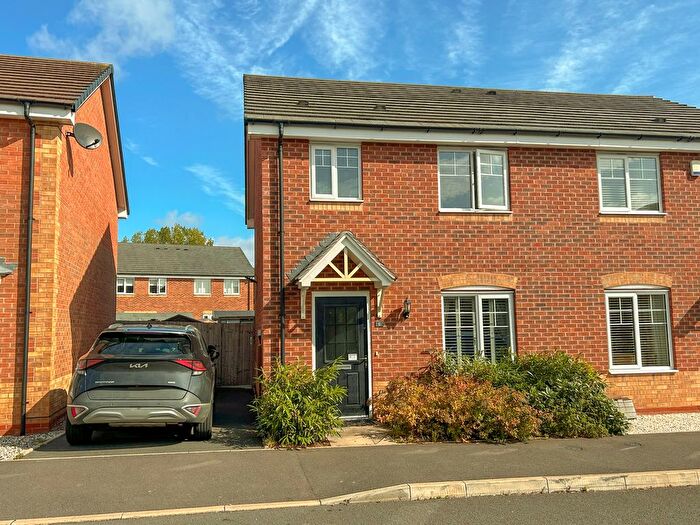 3 Bedroom Semi-Detached House For Sale In Edge Avenue, Shifnal, TF11